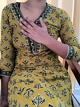 Snapshot of Jesmin_khan01 chatting on July 1, 2026, 11:43 am Jesmin khan01 online show from July 1, 2026, 11:43 am