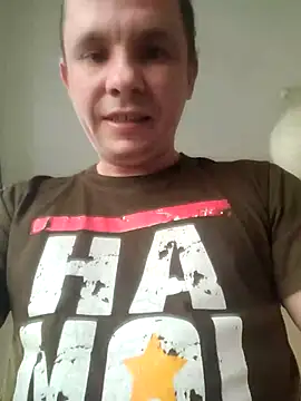 SunrakuBerlin online show from March 11, 2026, 2:33 pm