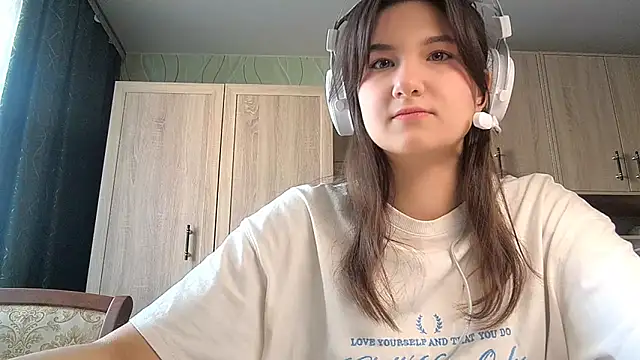 MiryDeni online show from March 12, 2026, 7:12 am