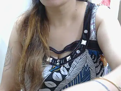 spicy Zara online show from May 16, 2026, 10:03 am