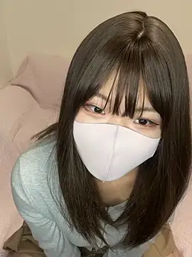 Snapshot of ichigonoiichan chatting on April 22, 2026, 12:06 am ichigonoiichan online show from April 22, 2026, 12:06 am