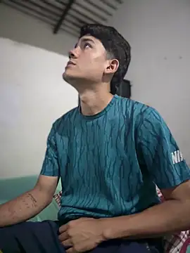 Snapshot of pabloflaquito23 chatting on May 20, 2026, 1:46 am pabloflaquito23 online show from May 20, 2026, 1:46 am