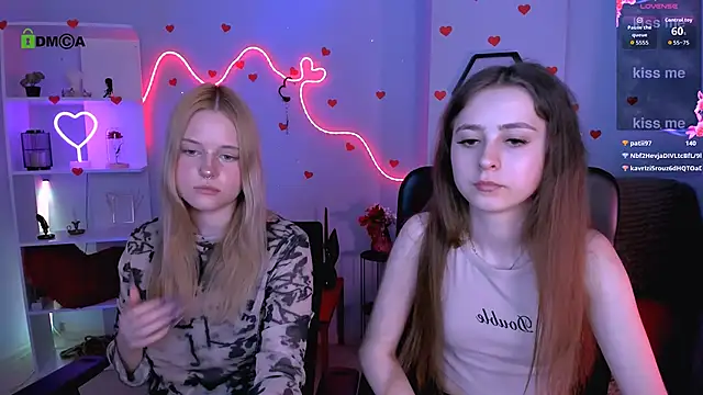 Snapshot of trixy_melison chatting on March 27, 2026, 3:35 pm trixy melison online show from March 27, 2026, 3:35 pm