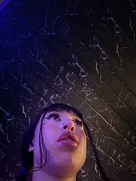 Meyvee LS online show from March 12, 2026, 7:40 pm