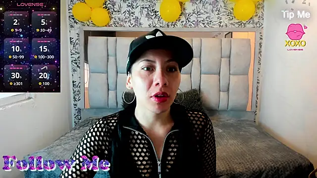 Snapshot of Abril_Fox__ chatting on June 22, 2026, 12:13 pm Abril Fox online show from June 22, 2026, 12:13 pm