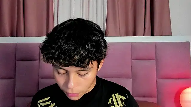 chico medusa online show from May 11, 2026, 8:39 pm