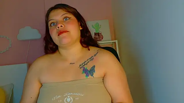 Snapshot of Daphnemoon_ chatting on April 7, 2026, 1:02 pm Daphnemoon online show from April 7, 2026, 1:02 pm