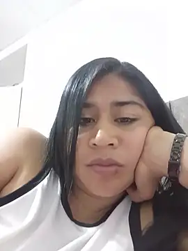 LexyJohnnes  online show from April 26, 2026, 3:04 am