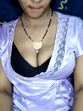 Snapshot of Hot_lady234 chatting on May 7, 2026, 5:33 am Hot lady234 online show from May 7, 2026, 5:33 am