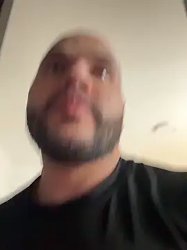 Axel Dominus online show from March 18, 2026, 7:04 pm