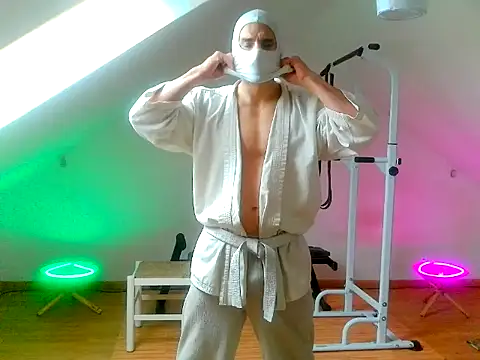 NinjaLaser online show from May 15, 2026, 11:41 am