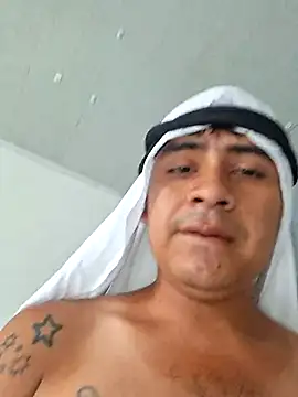 SteveHot444 online show from April 13, 2026, 1:48 pm