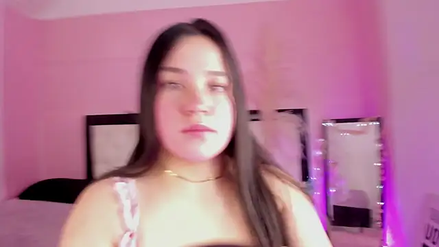 Snapshot of Julieth_Caandy chatting on June 15, 2026, 12:16 pm Julieth Caandy online show from June 15, 2026, 12:16 pm