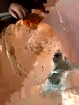 muyputitazn online show from April 11, 2026, 10:24 pm