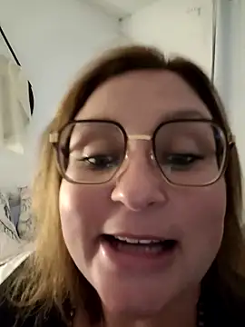 Snapshot of duotroublant chatting on April 29, 2026, 9:21 pm duotroublant online show from April 29, 2026, 9:21 pm