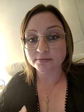 Snapshot of duotroublant chatting on March 31, 2026, 9:17 pm duotroublant online show from March 31, 2026, 9:17 pm