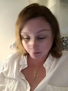 Snapshot of duotroublant chatting on May 3, 2026, 8:23 pm duotroublant online show from May 3, 2026, 8:23 pm