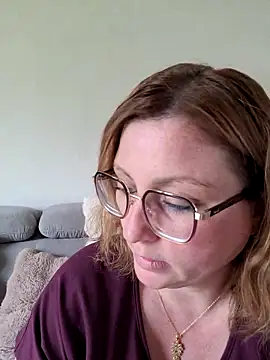 Snapshot of duotroublant chatting on April 27, 2026, 1:20 pm duotroublant online show from April 27, 2026, 1:20 pm