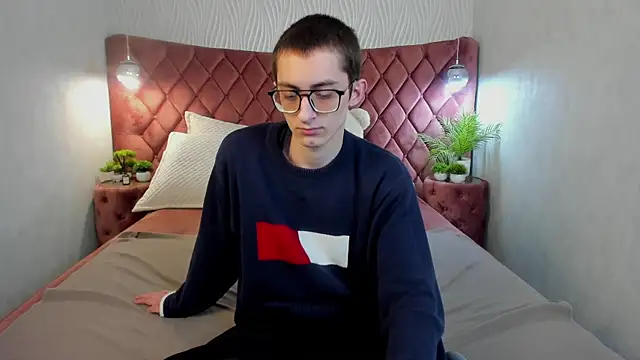 RonBevs online show from March 19, 2026, 7:58 pm