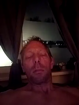 Snapshot of jongen_ehv chatting on March 13, 2026, 3:44 am jongen ehv online show from March 13, 2026, 3:44 am