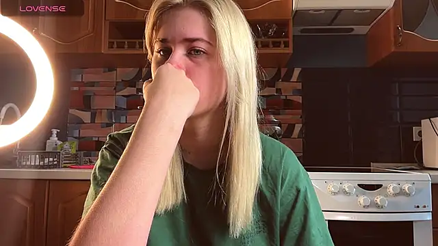 ivygenesis online show from March 29, 2026, 3:41 am