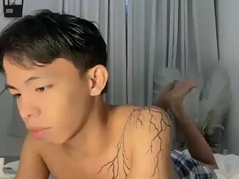 Snapshot of hottasianboy chatting on July 27, 2026, 12:01 pm hottasianboy online show from July 27, 2026, 12:01 pm