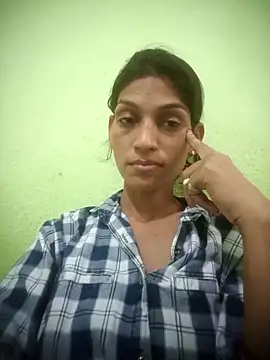 Snapshot of nidhiyadav00 chatting on May 19, 2026, 1:43 am nidhiyadav00 online show from May 19, 2026, 1:43 am