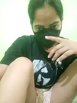 Snapshot of nidhiyadav00 chatting on May 2, 2026, 9:03 am nidhiyadav00 online show from May 2, 2026, 9:03 am