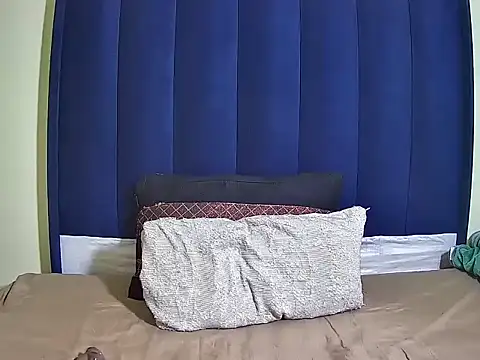 MelaniBbe online show from April 19, 2026, 5:03 pm