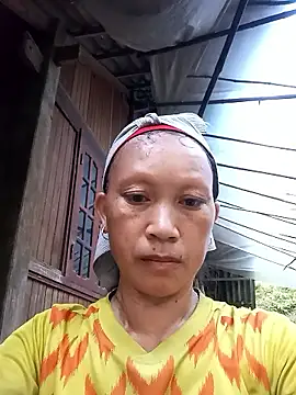 Heli pusy online show from May 17, 2026, 11:32 am