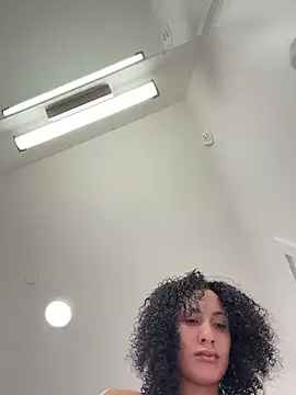 Snapshot of FerrariFrench chatting on February 2, 2026, 5:56 pm FerrariFrench online show from February 2, 2026, 5:56 pm