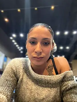 Snapshot of FerrariFrench chatting on November 9, 2025, 5:22 am FerrariFrench online show from November 9, 2025, 5:22 am