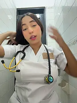 Snapshot of MiaCamille_ chatting on May 24, 2026, 5:57 pm MiaCamille online show from May 24, 2026, 5:57 pm