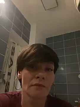 DtPORNBITCH online show from March 18, 2026, 12:36 am