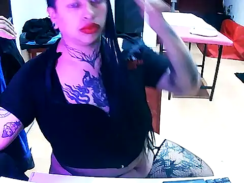 Snapshot of kinki_vi chatting on April 8, 2026, 1:40 am kinki vi online show from April 8, 2026, 1:40 am