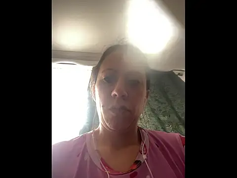ItsAmara online show from June 20, 2026, 7:19 pm
