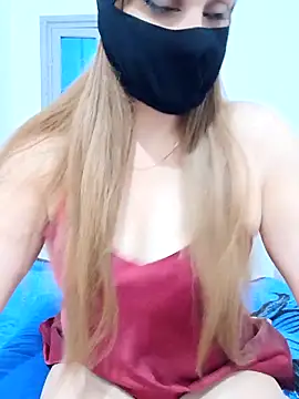 Snapshot of KhaLfii_Nar chatting on March 26, 2026, 9:35 pm KhaLfii Nar online show from March 26, 2026, 9:35 pm