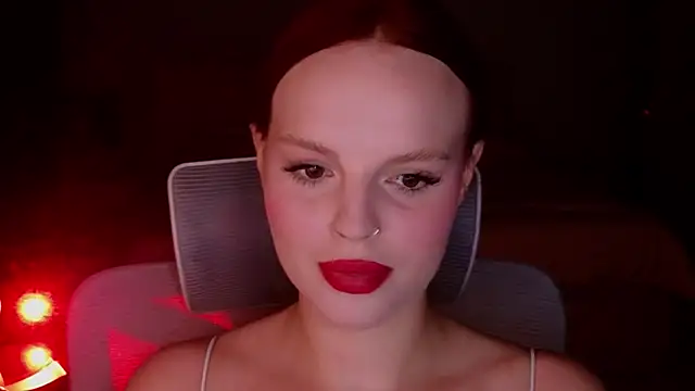 Snapshot of mollybossy chatting on May 21, 2026, 3:42 pm mollybossy online show from May 21, 2026, 3:42 pm