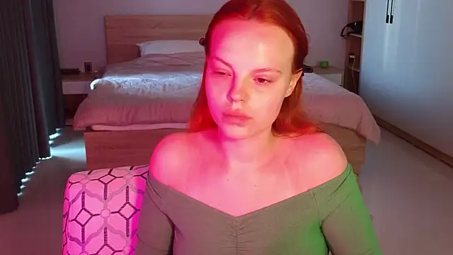 mollybossy online show from March 17, 2026, 12:13 am