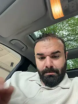 bigmillz32 online show from April 18, 2026, 1:46 pm