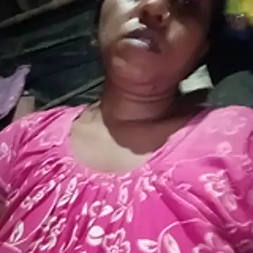 Snapshot of SanjanaBiswas323 chatting on April 15, 2026, 5:28 pm SanjanaBiswas323 online show from April 15, 2026, 5:28 pm