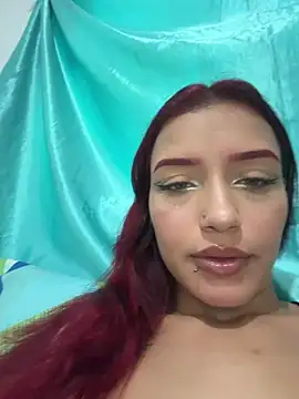 Snapshot of Cherry_Scarlet_ chatting on July 17, 2026, 6:05 pm Cherry Scarlet online show from July 17, 2026, 6:05 pm