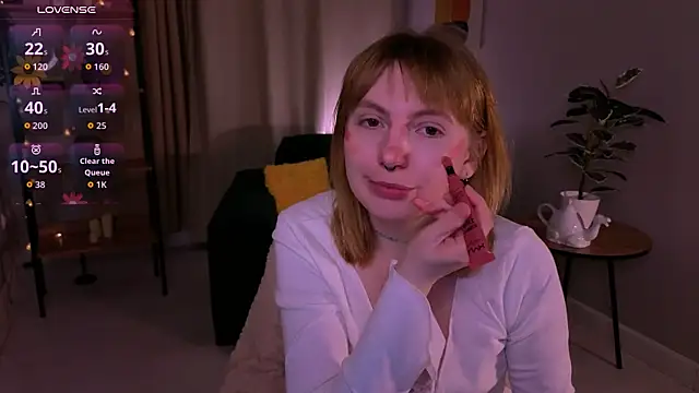 susie miu online show from April 24, 2026, 9:06 pm