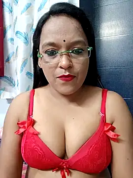 hornyrosy321 online show from May 1, 2026, 6:13 pm
