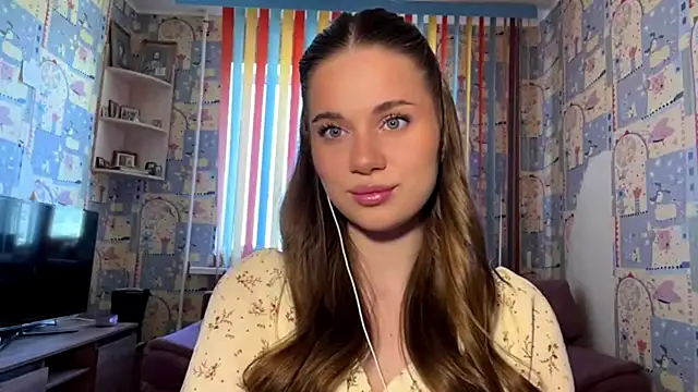 Snapshot of Miss_Blessnyth chatting on May 18, 2026, 6:07 am Miss Blessnyth online show from May 18, 2026, 6:07 am