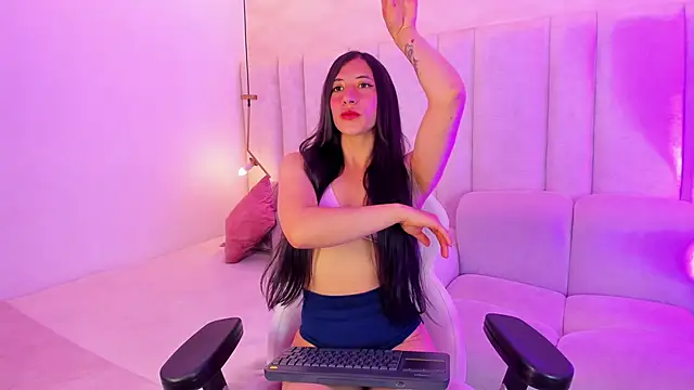 Snapshot of juli_carther chatting on March 20, 2026, 12:50 pm juli carther online show from March 20, 2026, 12:50 pm