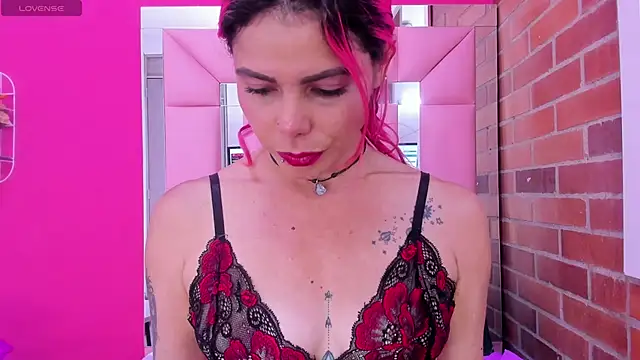 Snapshot of Nicky_hot_69 chatting on March 17, 2026, 5:10 am Nicky hot 69 online show from March 17, 2026, 5:10 am