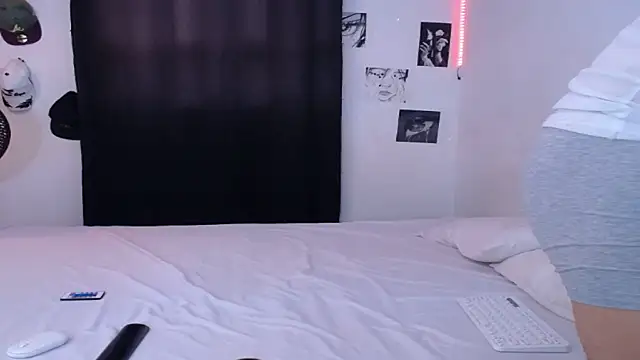 Aj hotboy online show from March 25, 2026, 11:14 pm