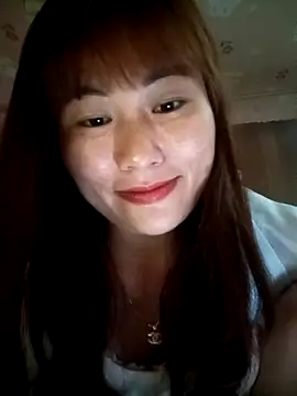 Snapshot of Lucxy-ki6 chatting on May 10, 2026, 1:31 am Lucxy-ki6 online show from May 10, 2026, 1:31 am