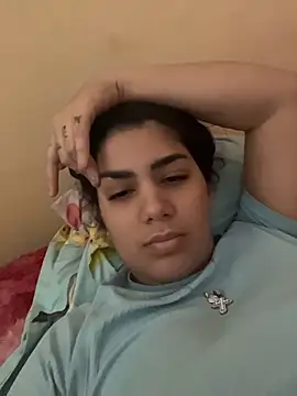 Hopeluna online show from July 23, 2026, 5:42 pm
